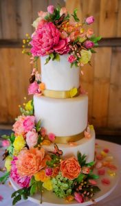 bolo de casamento com flores