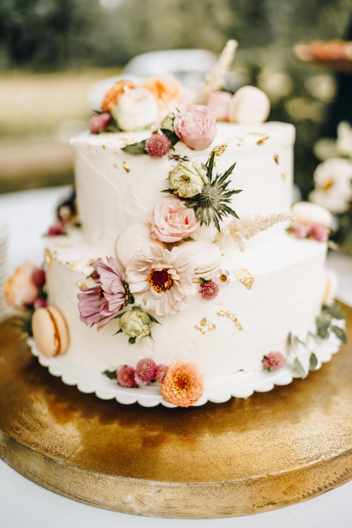 bolo de casamento rustico Com Flores