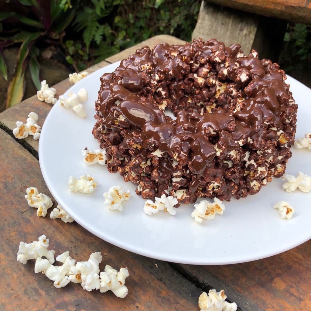 bolo de pipoca De Chocolate