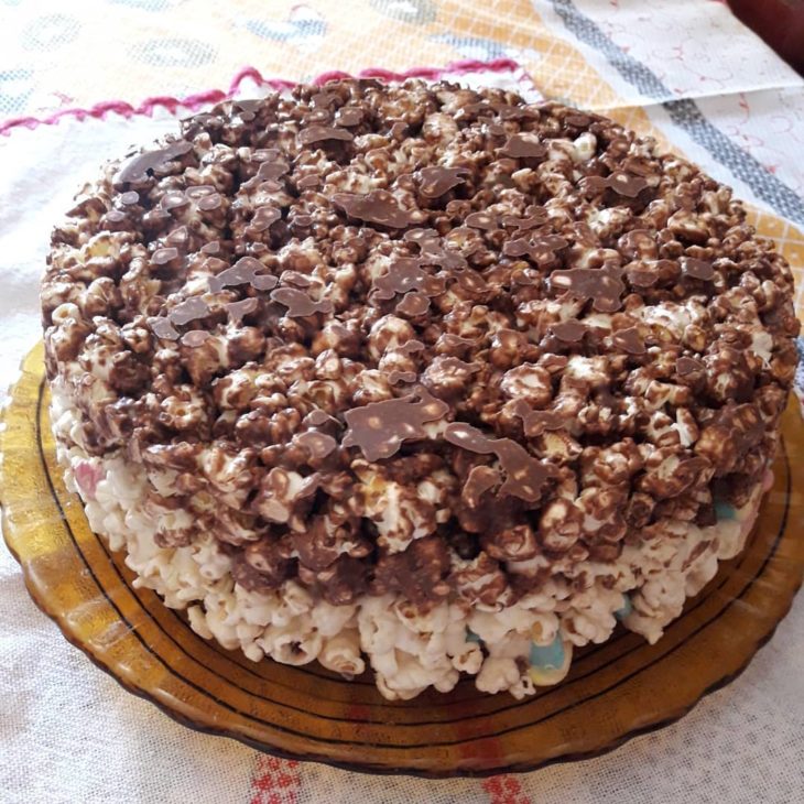 bolo de pipoca De Chocolate