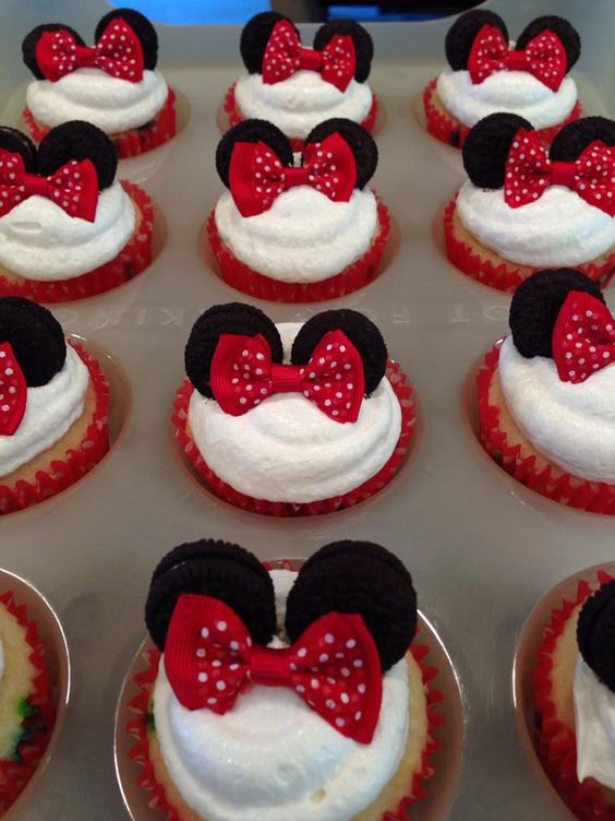 cupcake minnie Chantilly