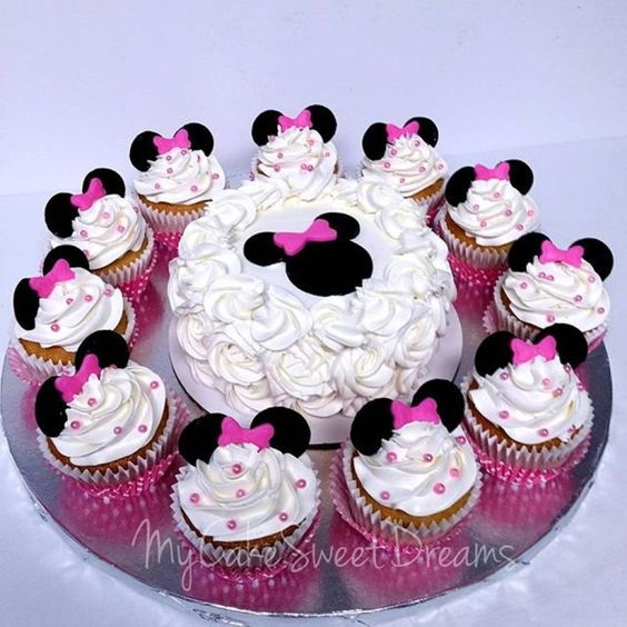 cupcake minnie Chantilly