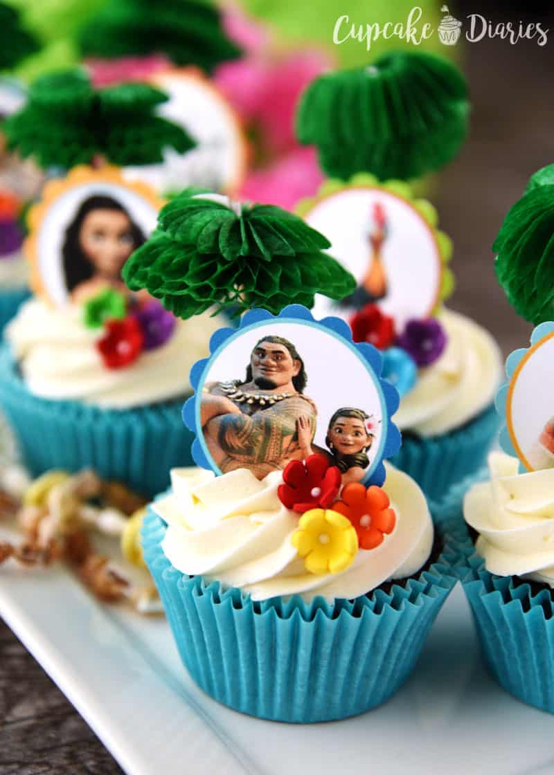 cupcake moana Topper