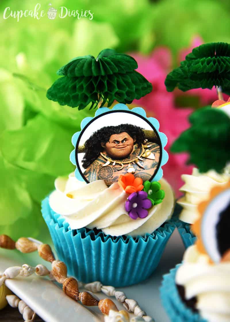 cupcake moana Topper