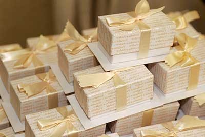 Lembrancinha bodas de ouro Papel