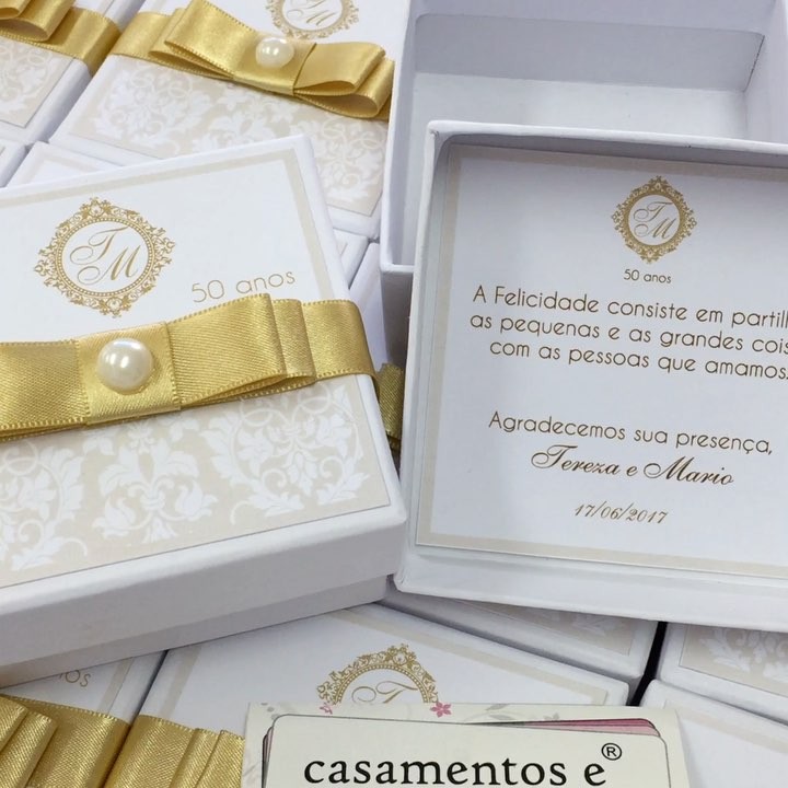 Lembrancinha bodas de ouro Papel