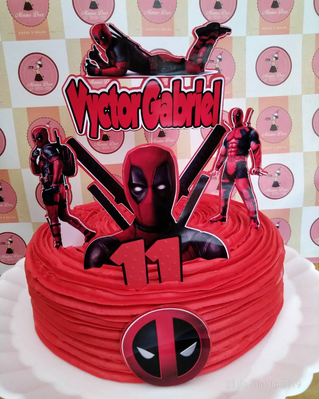 bolo deadpool Simples