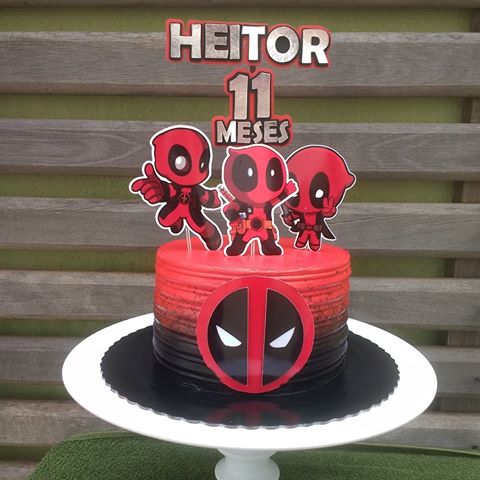 bolo deadpool Topo