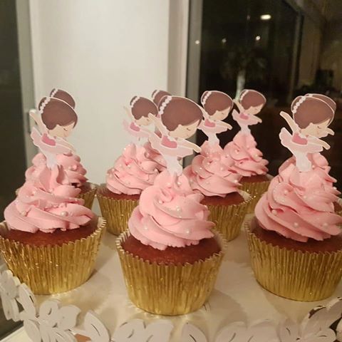 cupcake de bailarina Com Topo