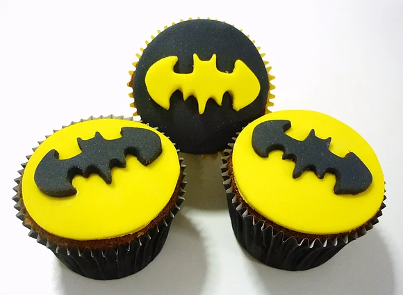 cupcake do batman Simples