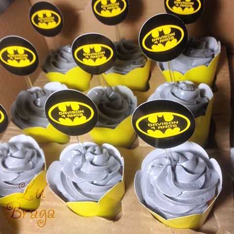 cupcake do batman Simples