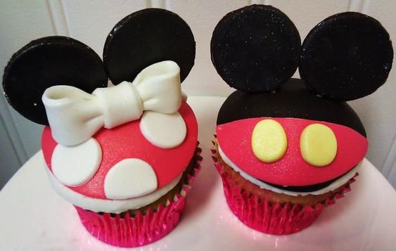 Cupcake Mickey com Minnie