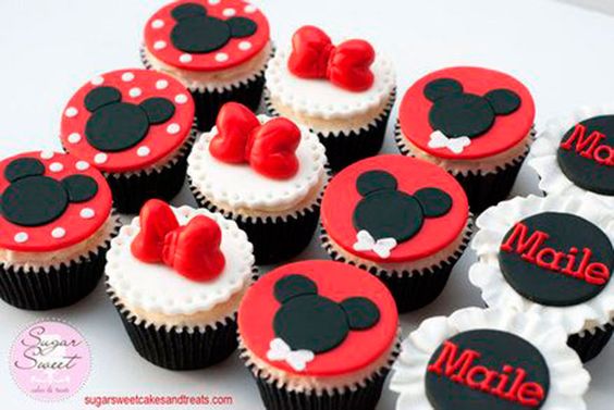 Cupcake Mickey com Minnie