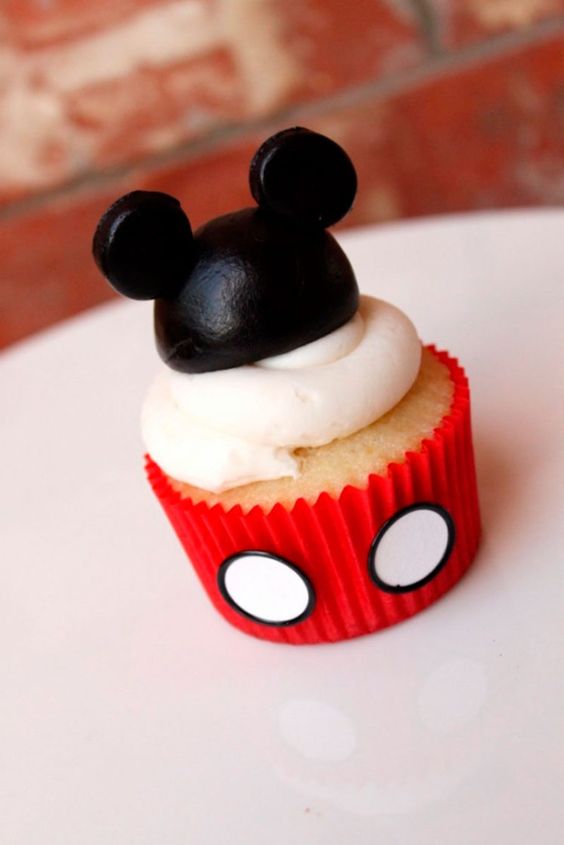 Cupcake Mickey Simples