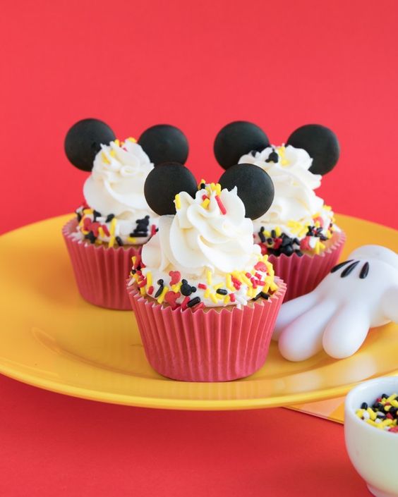 Cupcake Mickey Simples