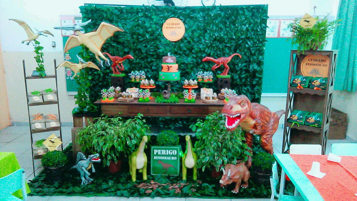 festa infantil Dinossauro