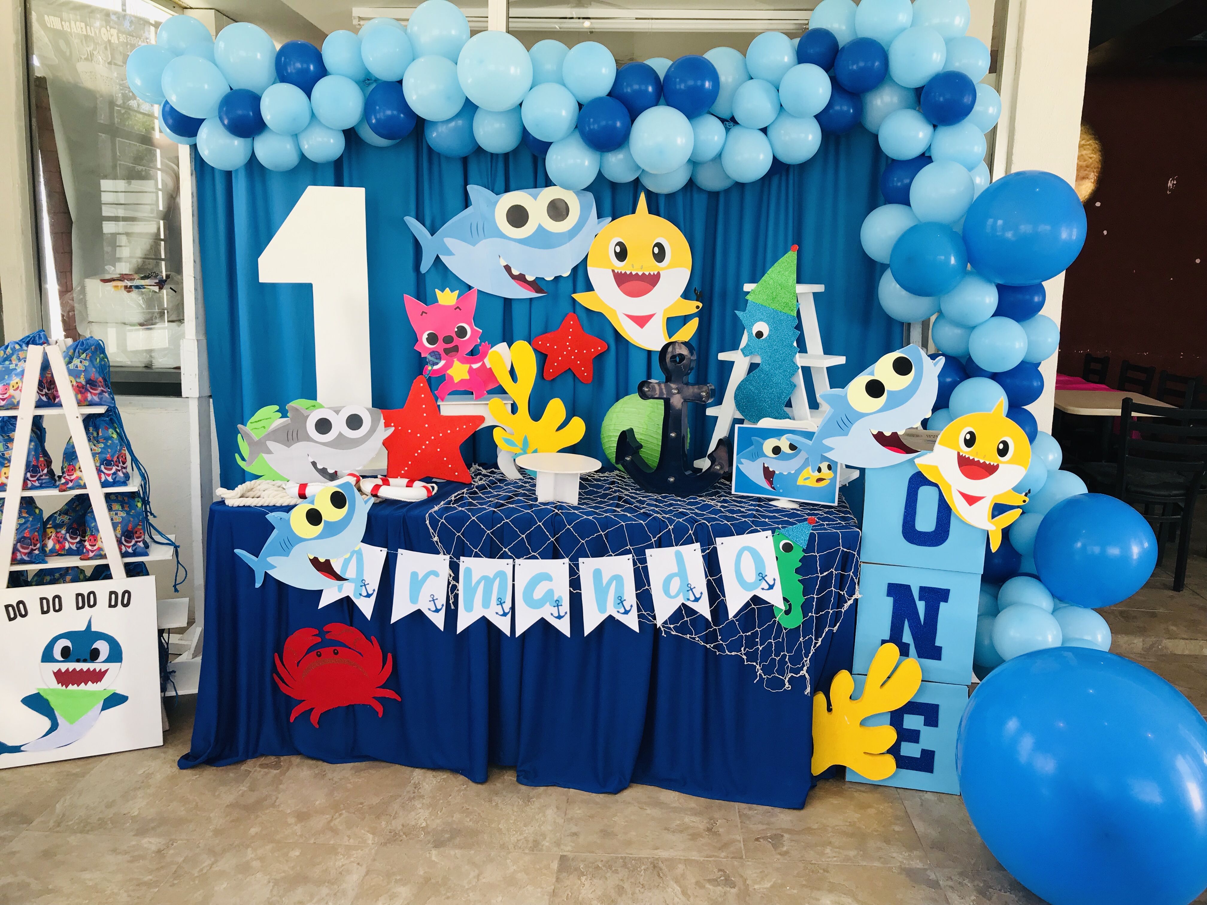 festa baby shark Azul