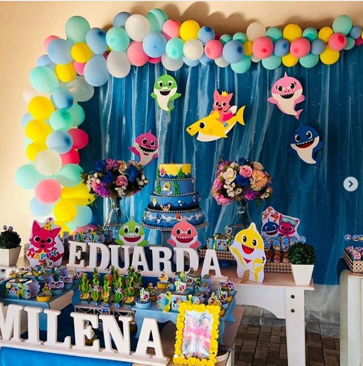 festa baby shark Feminina