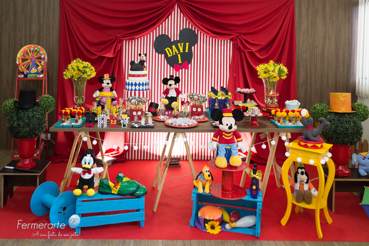 festa circo Do Mickey