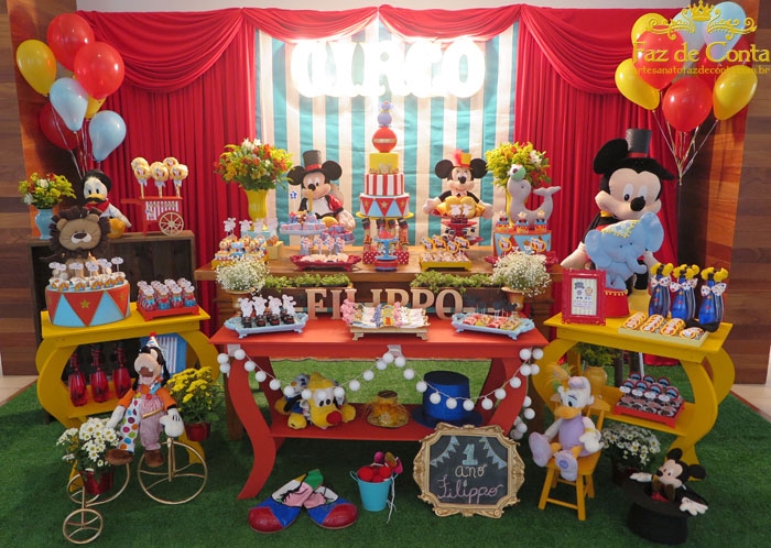 festa circo Do Mickey