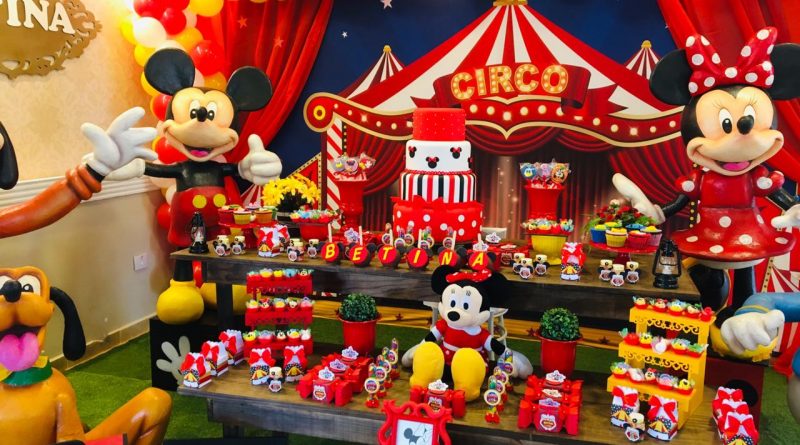 festa circo Do Mickey