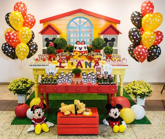 festa do mickey E Minnie