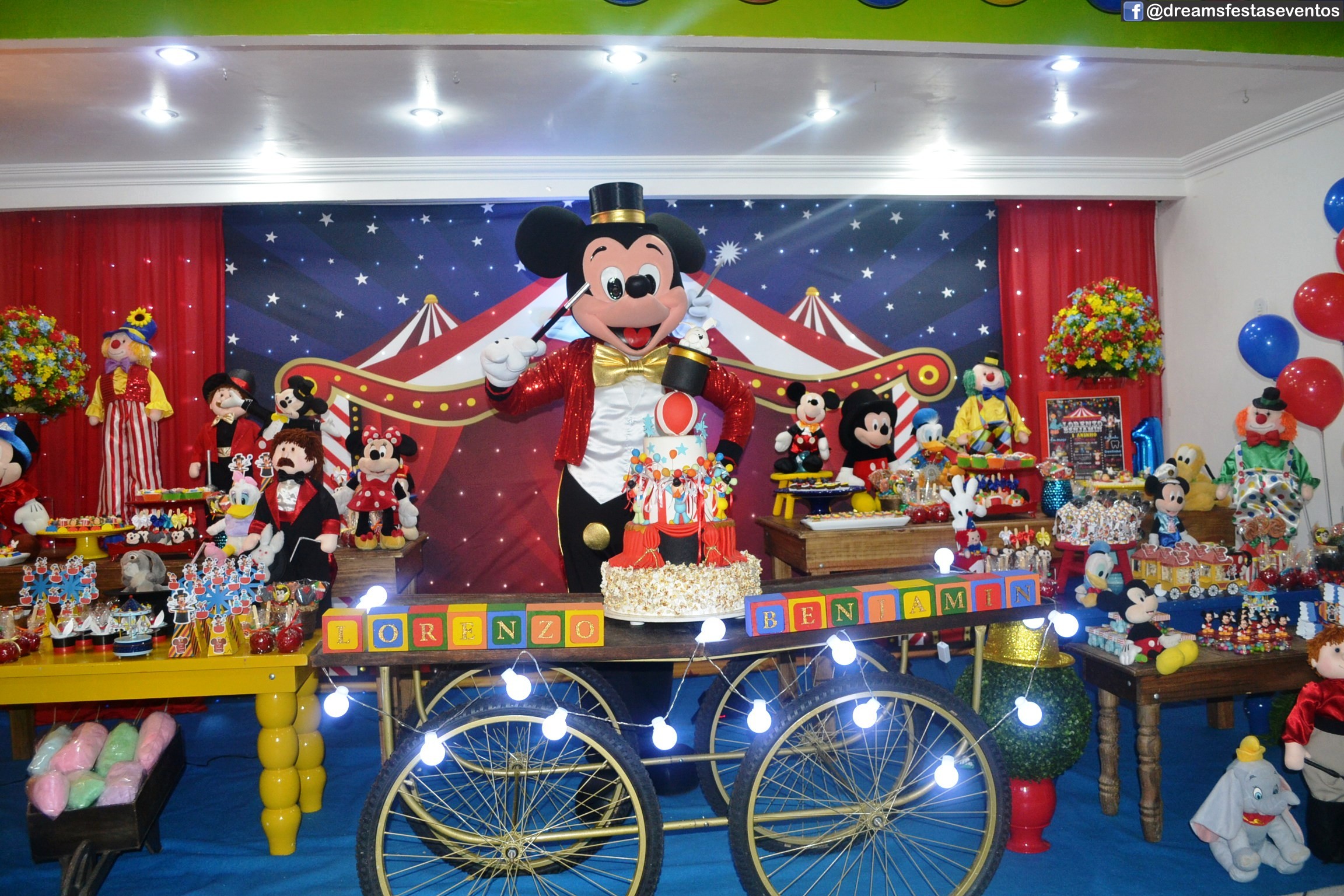 festa do mickey Luxo