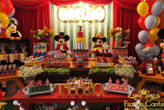 festa do mickey Luxo