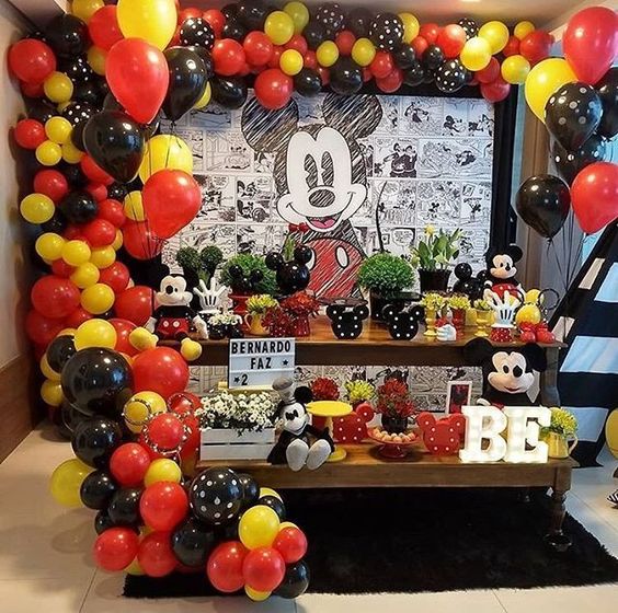 festa do mickey Luxo