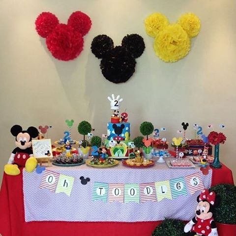 festa do mickey Simples