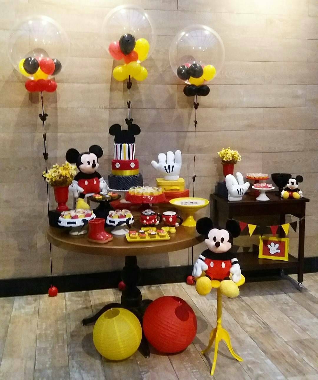 festa do mickey Simples