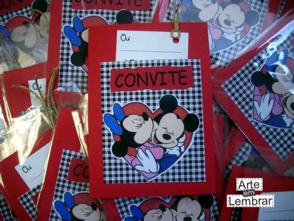 convite da minnie E Mickey