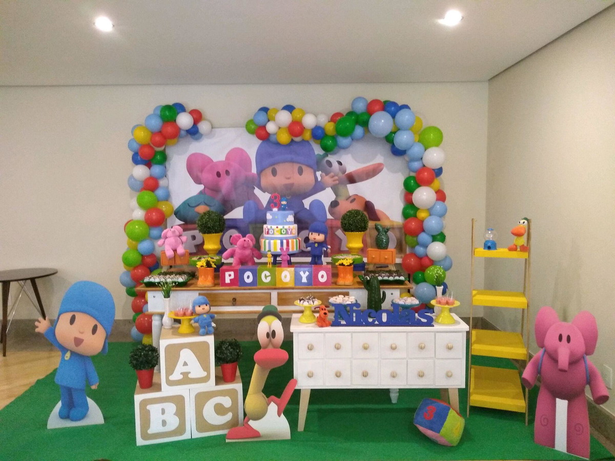 Festa Pocoyo Simples