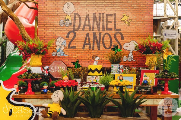 festa do snoopy E Charlie Brown