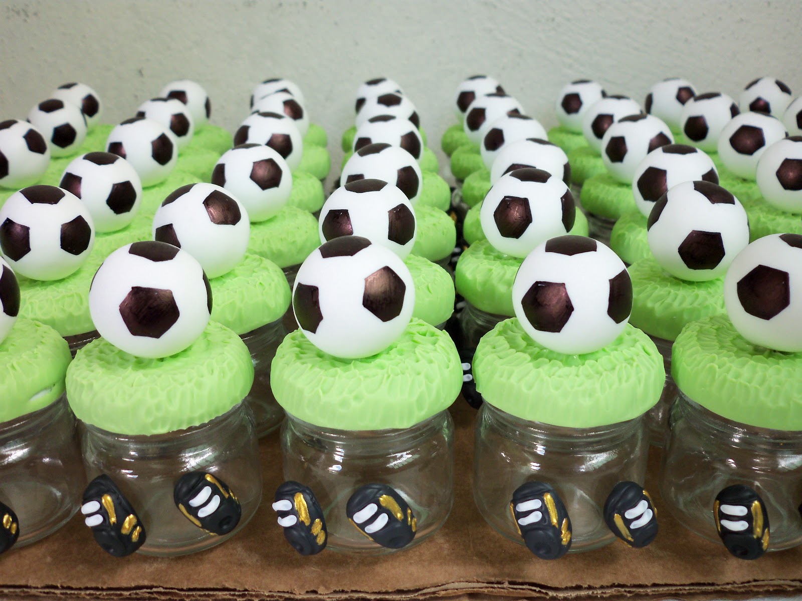  lembrancinha futebol Biscuit