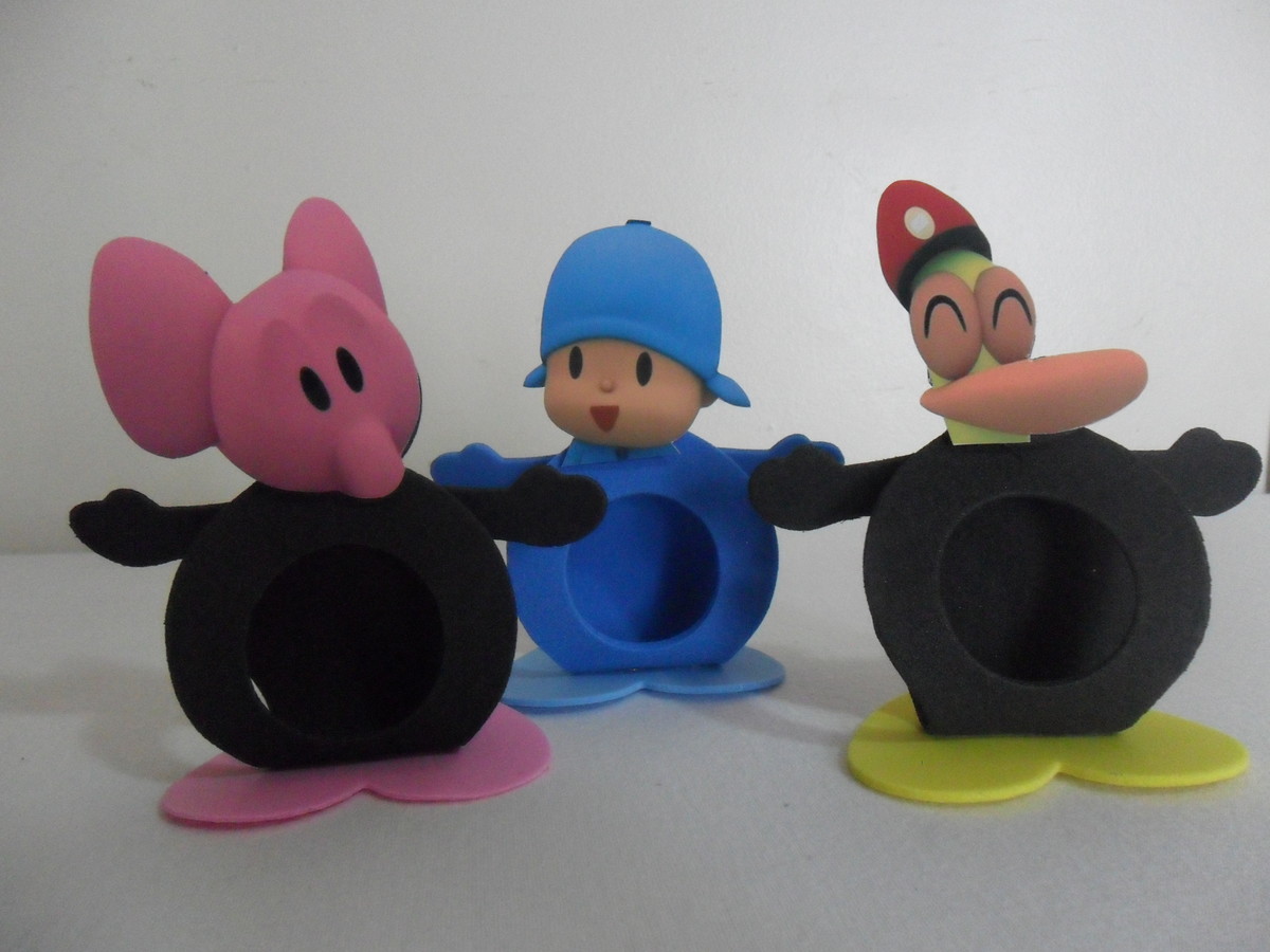 lembrancinha pocoyo E.V.A.