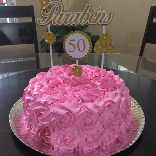 bolo 50 anos Chantilly