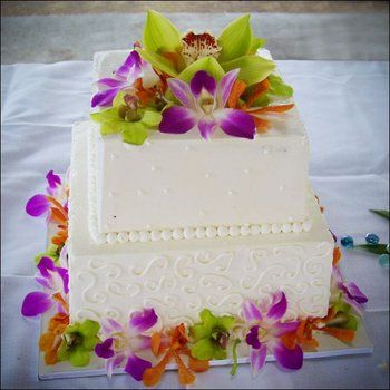 bolo de casamento quadrado 2 andares