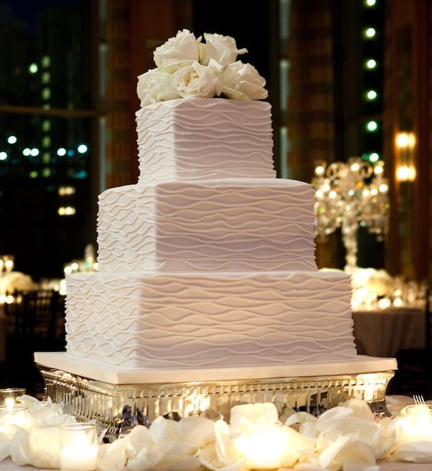 bolo de casamento quadrado Luxo