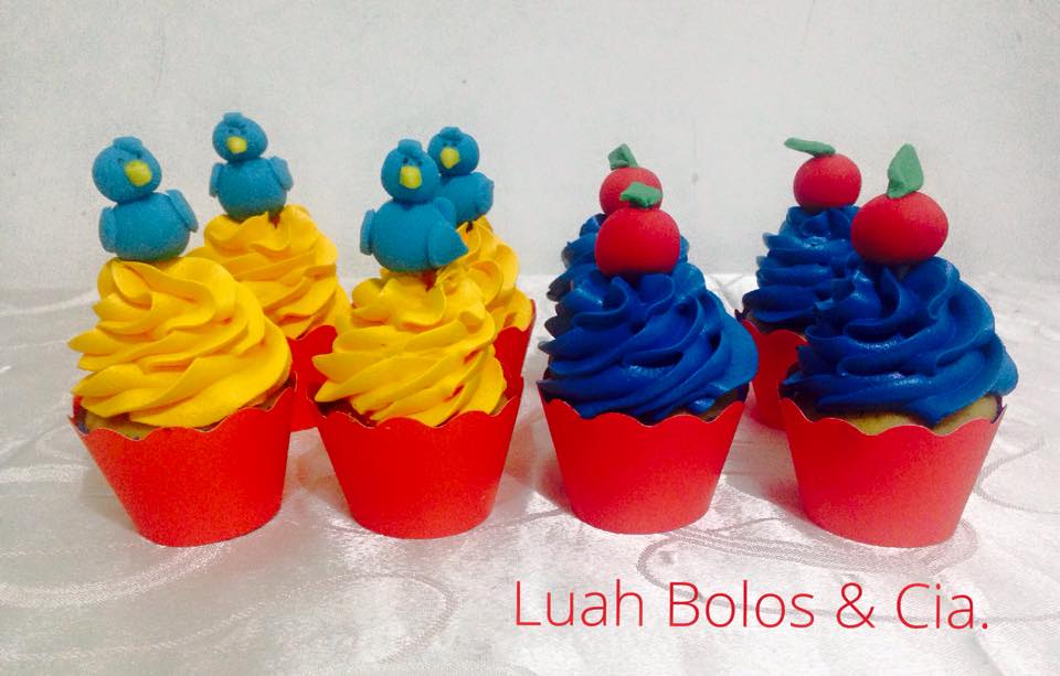 cupcake branca de neve Chantilly