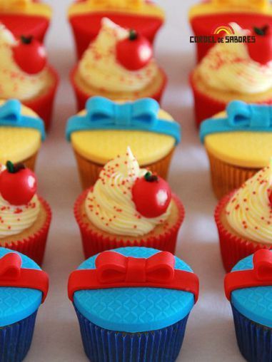 cupcake branca de neve Cute