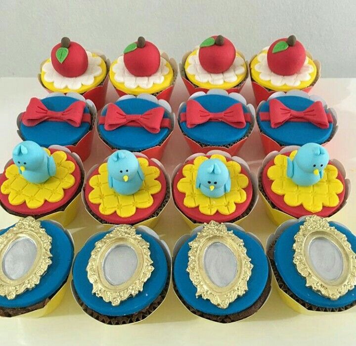 cupcake branca de neve Pasta Americana