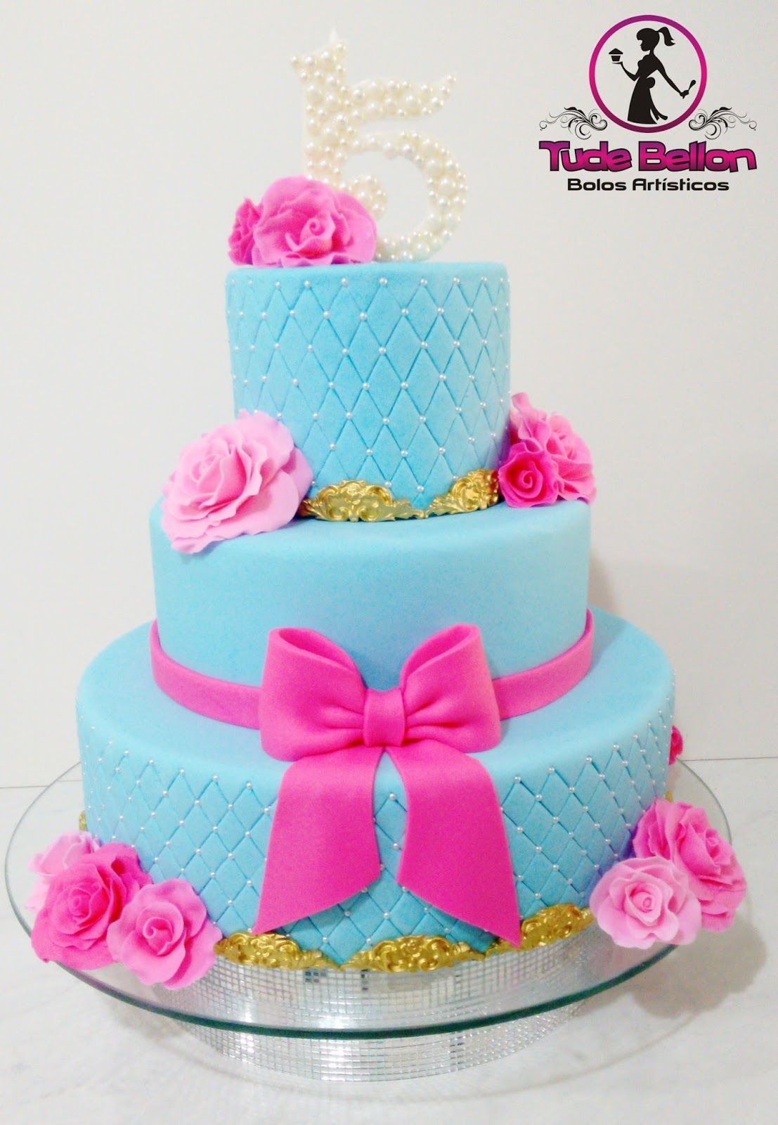 bolo azul e rosa Laços