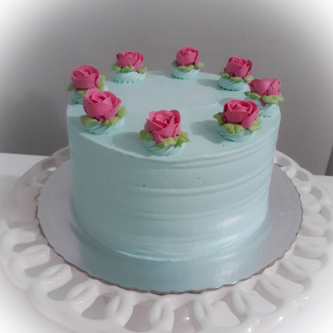 bolo azul e rosa Simples