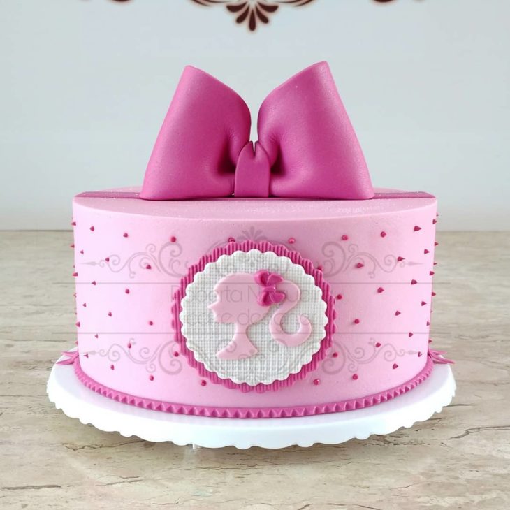 bolo de aniversario infantil Barbie