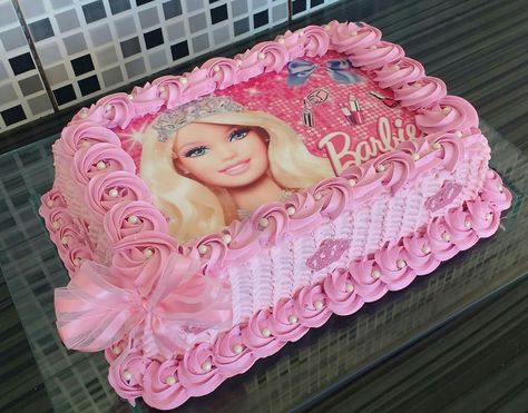 bolo de aniversario infantil Barbie