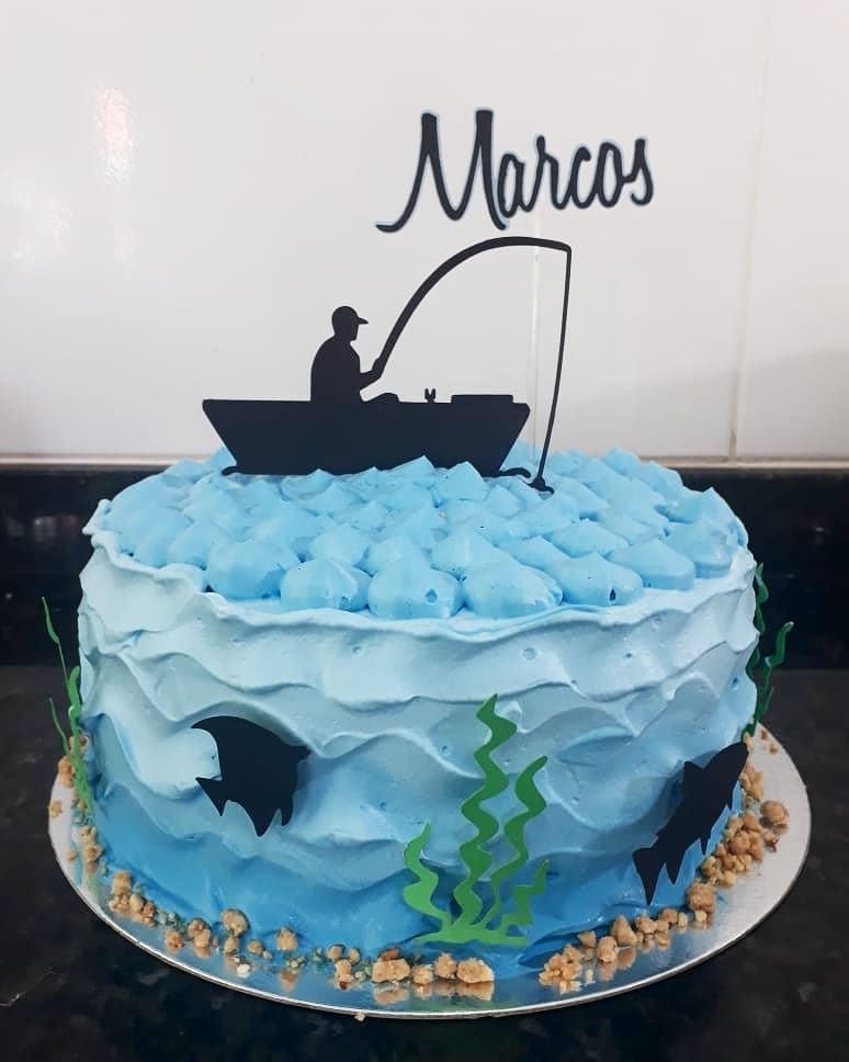 Bolo de Aniversário Masculino Com Chantilly