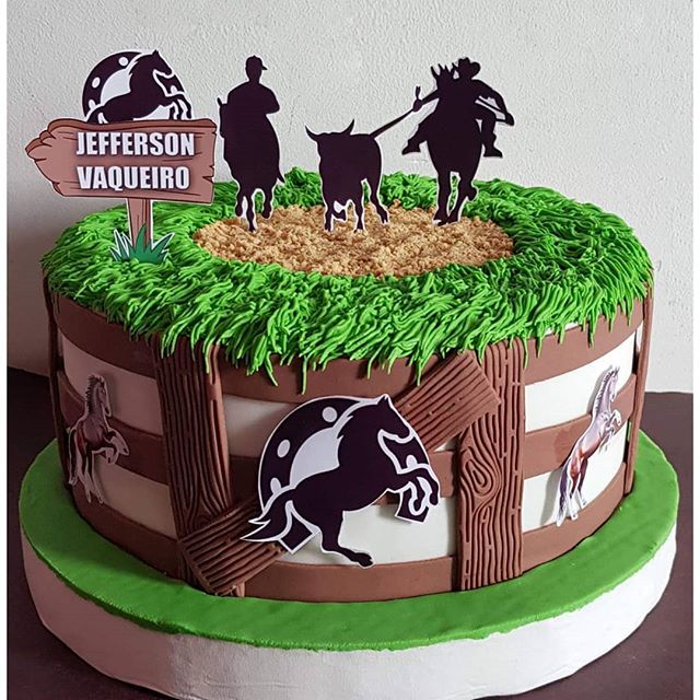 Bolo de Aniversário Masculino Cowboy