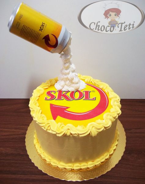 Bolo de Aniversário Masculino Skol