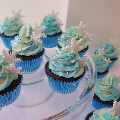 cupcake da frozen Com Chantilly